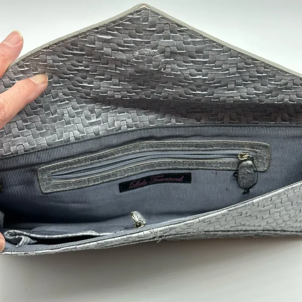 Lulu Townsend Women's Clutch Gray Classic Hollywood Style Magnet Closure